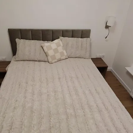 Skowronskiego Self Check-in 24h, Free Parking Apartment Poznan